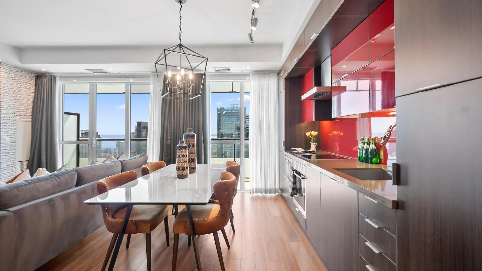 Apartment The Ellios Suites - In Downtown Toronto, Opposite CN Tower & Rogers Centre