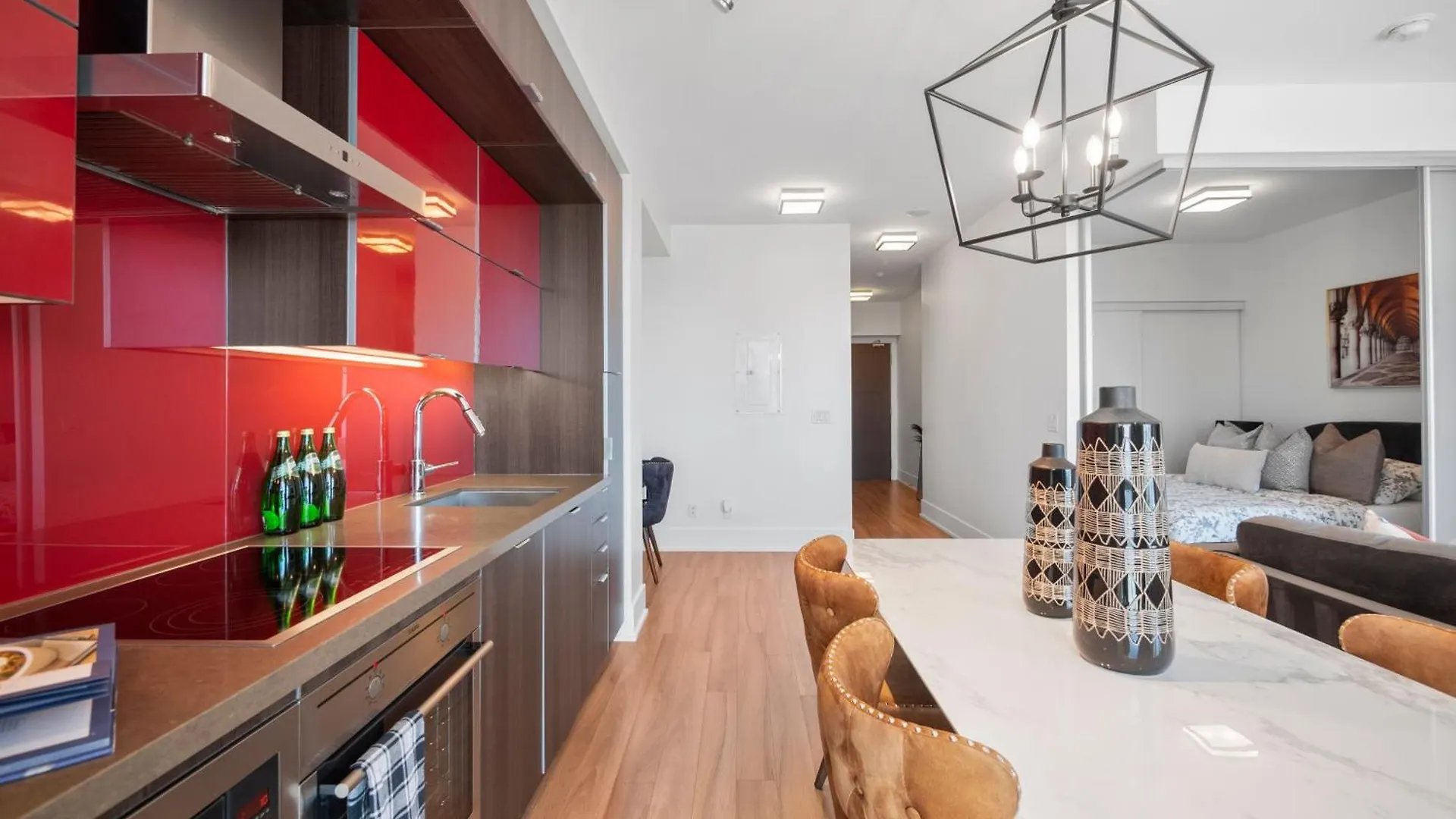 The Ellios Suites - In Downtown Toronto, Opposite CN Tower & Rogers Centre 0*, Toronto Canada