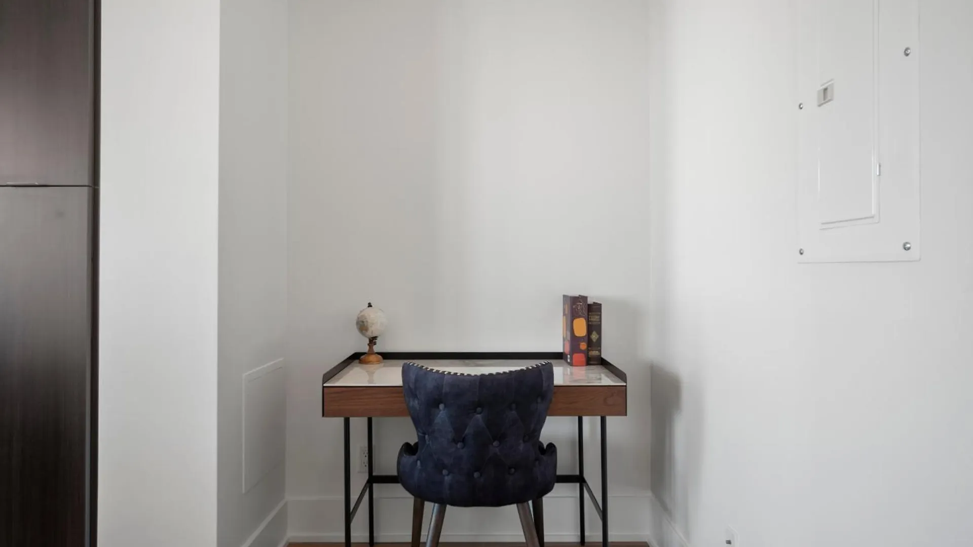 Apartment The Ellios Suites - In Downtown Toronto, Opposite CN Tower & Rogers Centre